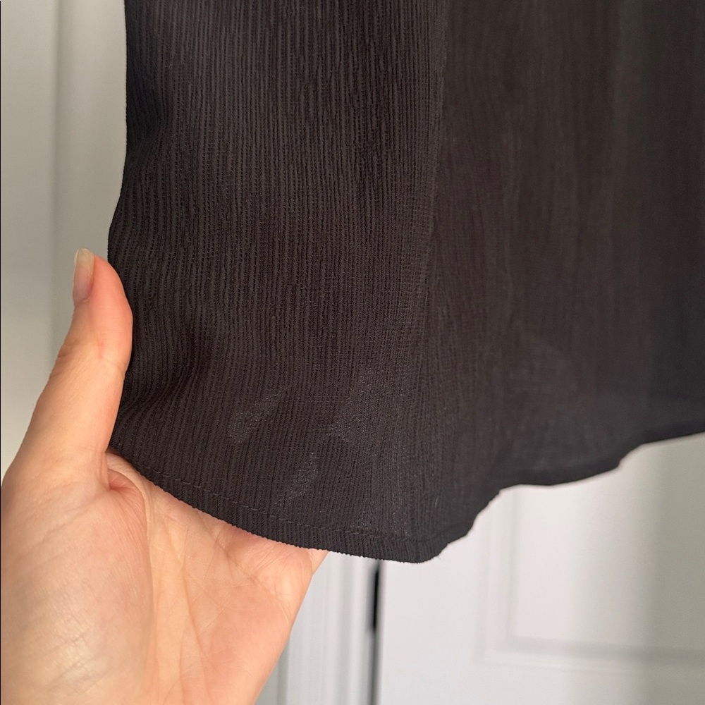 Elegant Black Women's Top - Picture 3 of 5